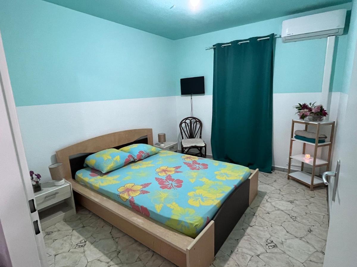 Chambre D'Hote A 5Mn De L'Aeroport 萨莱比梅 外观 照片